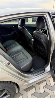 KIA OPTIMA 2.0i 110Kw FULL HYBRID - 13
