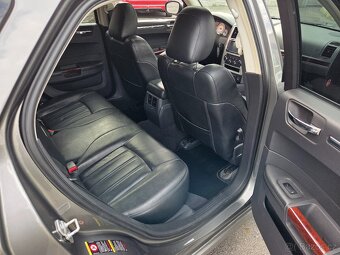 CHRYSLER 300C 3.0 CRD KOMBI 2009 236000KM BOSTON SE SERVISEM - 13