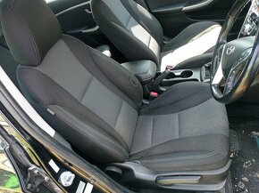 Hyundai i30 1.6 CRDi blue drive active náhradní díly - 13