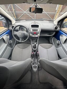 Toyota AYGO 1,0 i.   5 dveří - 93.000 KM - 13