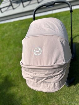 Cybex Priam 4.0 Simply flowers grey+seatpack Cozy Beige - 13