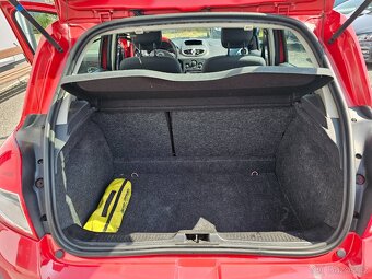 Clio 1,2i 48KW 2010 ČR  87tkm, klima, rádio, SERVO, STK, - 13