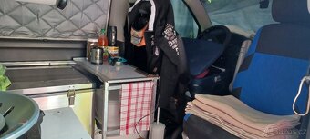 VW caravelle 2,5 TDI 96 kw - 13