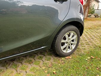 MAZDA 2 1.4i - 13
