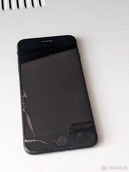 iPhone 6 / 6s / 7 - na díly - 13