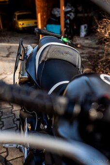 Triumph Street Triple 675 R - 13