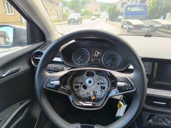 Škoda fabia 4  1.0 TSI  91200 km - 13