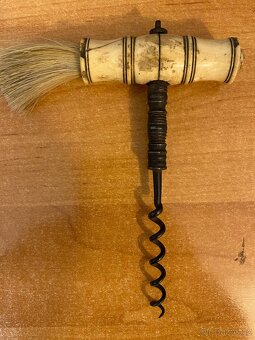 Sběratel nabízí staré vývrtky - 13