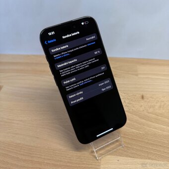 iPhone 15 Pro 128GB, černý, eSIM (12 měsíců záruka) - 13