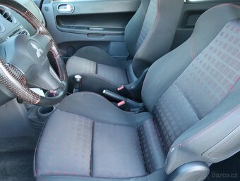 Mitsubishi Colt 2005 1.5 Turbo 125105km ABS klimatizace - 13