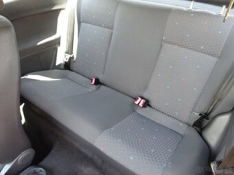 VW Polo 1.2i r.v.2002 (47 kw) STK:4/2027 - 13