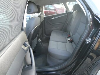 Audi A3 1.6TDi 77kW serviska, digi.klima - 13