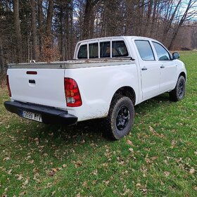 Toyota hilux 5mist 1 majitel od - 13