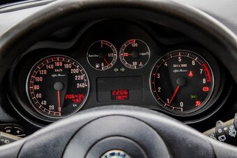 Alfa Romeo 147 1.6 T.S. Progression - 13