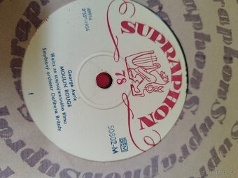 Gramofonové desky z 50. Let. Šelakové, nepoškrabané - 13