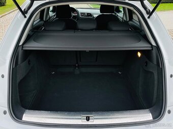 Audi Q3 2.0TDI MANUÁL QUATTRO VÝHŘEV SENZORY SERVISKA - 13
