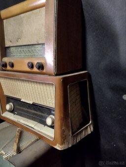 Retro elektro televize radia vysavače - 13