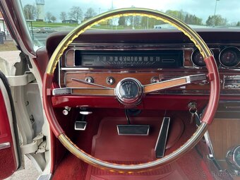 1965 Pontiac Grand Prix - 13