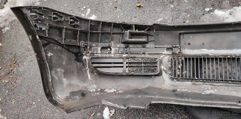 prodám díly ze Škody Superb 1 ,černá met. 9910 - 13