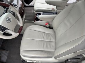 Sienna 3.5 V6 4WD automat 7 místné DPH sleva 50 000 Kč - 13