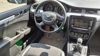 Škoda Superb 1.8 TSI Elegance - 13