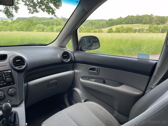 Kia Carens 2007 Benzín + LPG - 13