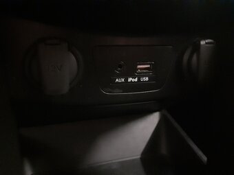 Hyundai i30, 1.4benzin, 74kW, r.v.2015 - 13
