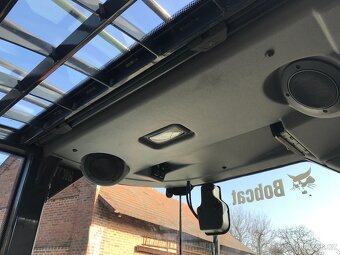 Teleskopický manipulátor Bobcat TL 470 XHF - 13