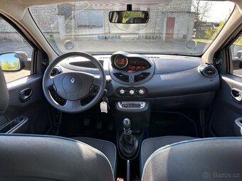 Renault Twingo 1,2i 55kw výbava Excllusive 94000km - 13