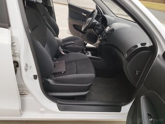 HYUNDAI i30, 1.4i, 2009,2.majitel,koupeno v ČR - 13