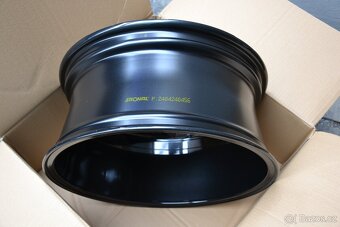 Škoda Superb III/IV/VW Passat B8-NOVÉ orig.Alu 18-8x18,ET44 - 13