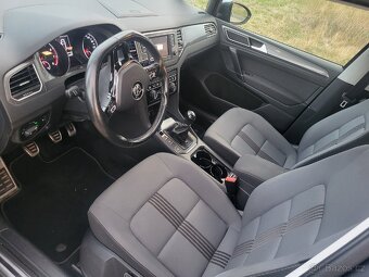 Volkswagen Golf Sportwan benzín - 13
