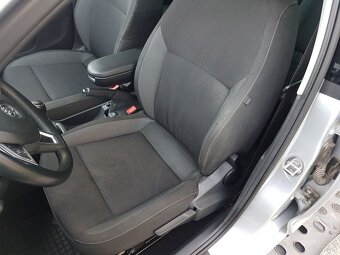 Škoda Rapid Spaceback stříbrný, 1,2 TSi 77 kW - ND z vozu - 13