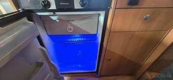 Obytné auto Dethleffs Globebus 2.3JTD,solar,satelit,garáž - 13