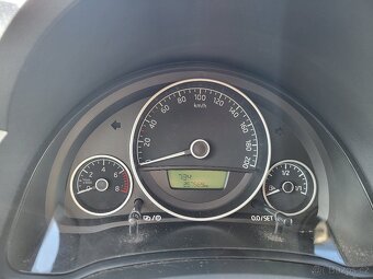 Škoda Citigo 1.0Mpi 44k 2015 klima/servo - 13