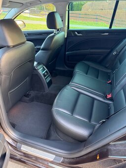 ŠKODA SUPERB 2.0 TDI 125kw COMBI s manuální převodovkou - 13