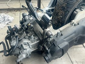 Yamaha X-Max 125 r.v.2007-09 ND - 13