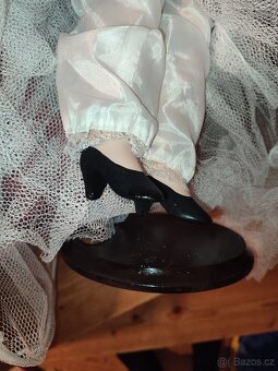 Porcelánová panenka veliká 63cm - 13