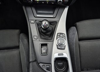 BMW 528i F11- M-PAKET-MANUÁL-190KW-84TIS.KM-6-VÁLEC-TOP STAV - 13