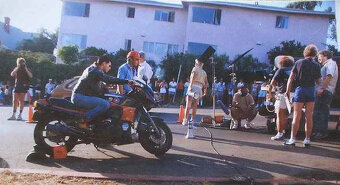 Kawasaki GPZ 900 Top Gun - 13