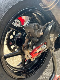 Kawasaki ZX6R závodní speciál okruhovka - 13