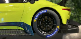 1:18 Aston Martin Vantage GTE Le Mans Racing 2018 Autoart - 13
