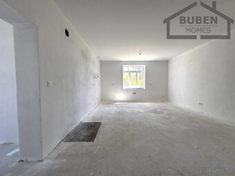 Dvougenerační RD (2 x 4+kk) užitná plocha  280 m2 , zahrada  - 13
