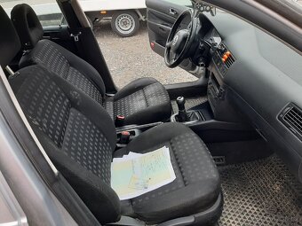 Vw Bora 1,9 tdi 85kw 4x4 - 13