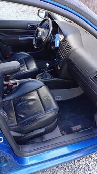 Volkswagen Golf IV 2.3 VR5 4X4 LPG - 13