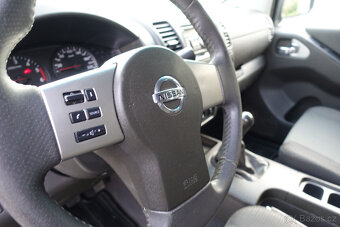 Nissan Navara DoubleCab 2.5 dCi XE, M6, 140kW, 4d. - 13