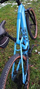 29" celoodpruzene el. kolo Cube Stereo Hybrid 120 Pro 750 - 13