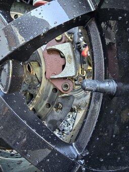Gladiator X8 fungl novy motor,Nova STK,Nove pneu...atd - 13