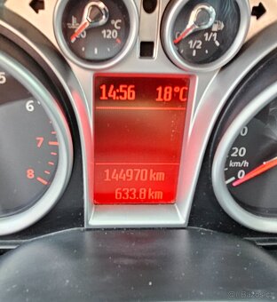 Ford Focus TITANIUM, 1.8i 92kw, Nová STK - 13