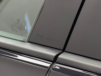 Volkswagen Golf 8 R Performance Akrapovič - 13
